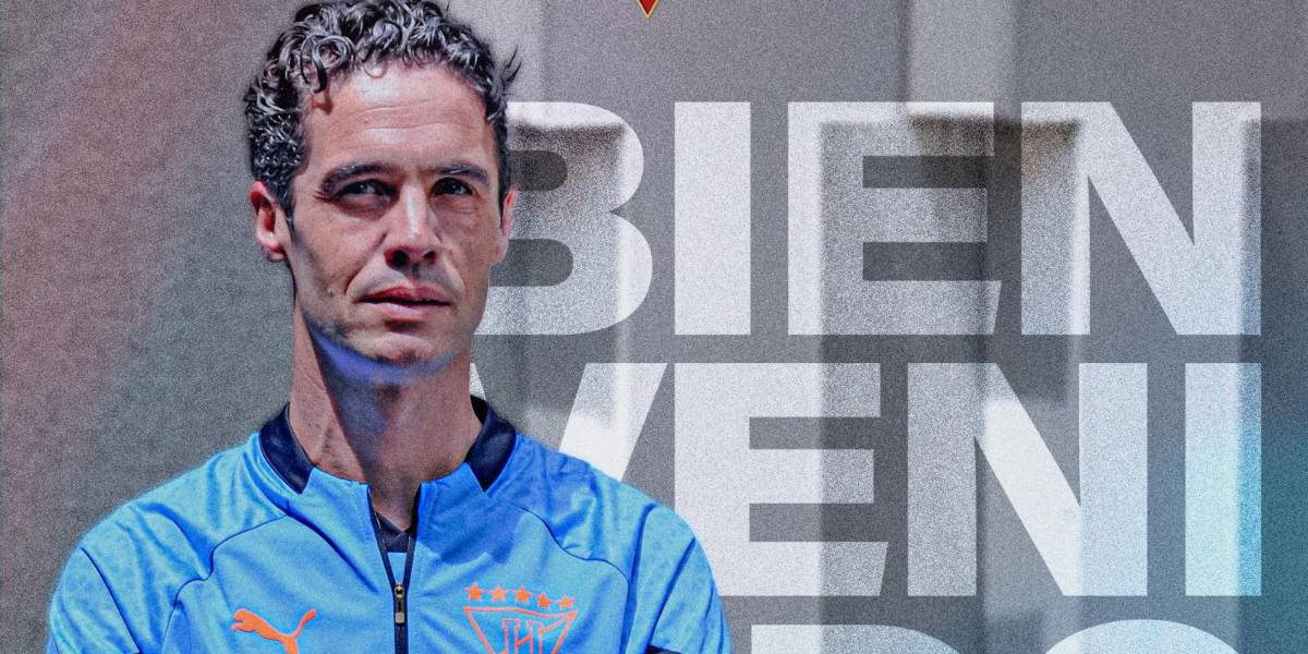 Liga de Quito presenta a Josep Alcácer como su nuevo técnico