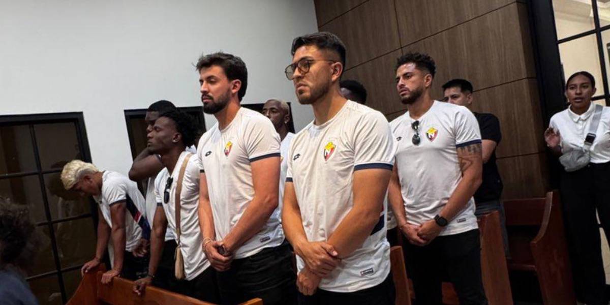 Jugadores de El Nacional acudieron al velorio de Marcos Olmedo