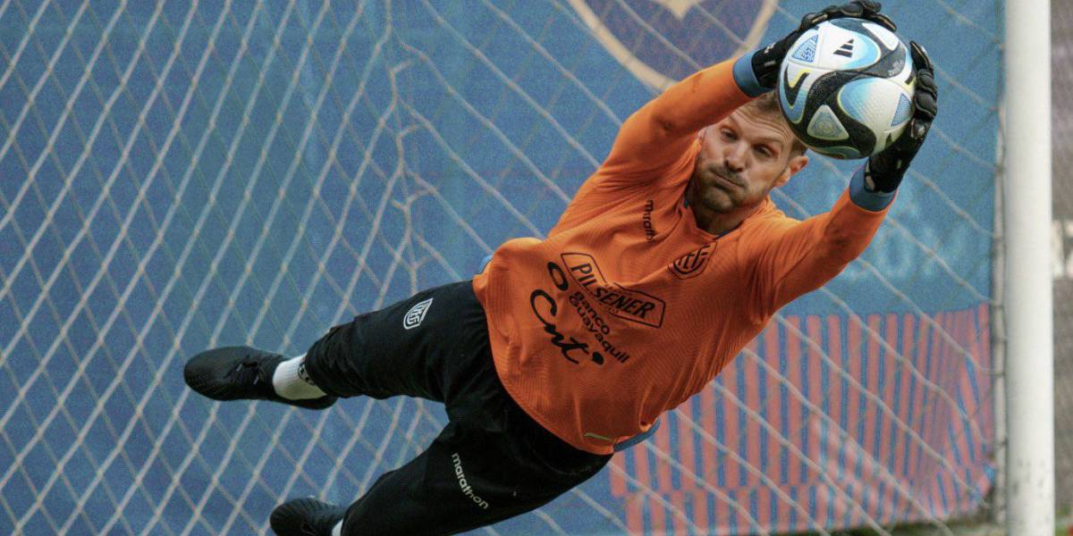 Javier Burrai quiere volver a la selección de Ecuador