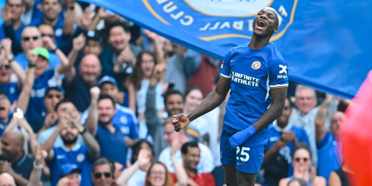 El gol de Moisés Caicedo es el quinto más lejano anotado por un mediocampista desde 2006, en la Premier League