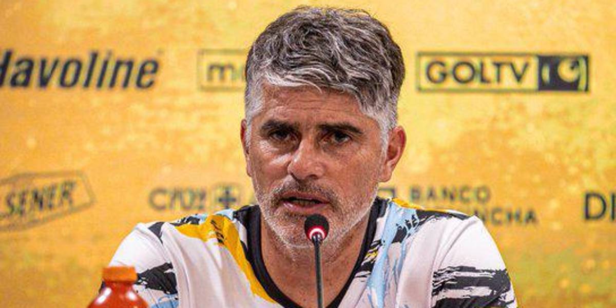 Diego López: Creo que perdimos mucho la pelota. Ganando debíamos sufrir menos