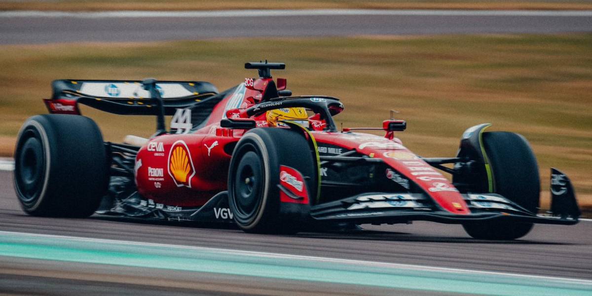 Lewis Hamilton manejó por primer vez con Ferrari en Maranello