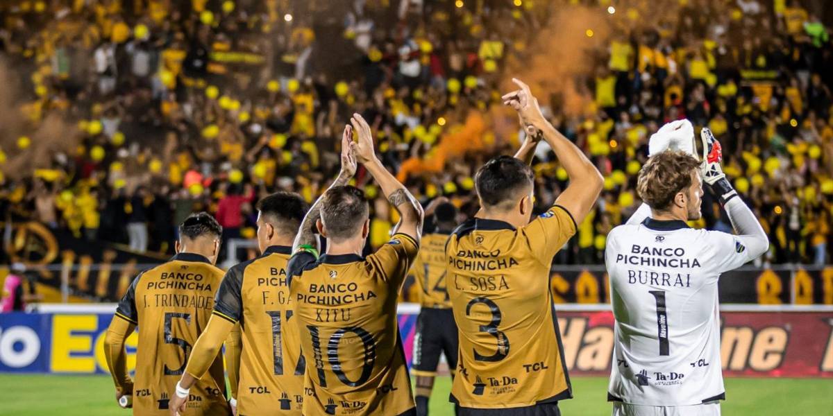 Ariel Holan y una alineación inédita con Barcelona SC en este 2024