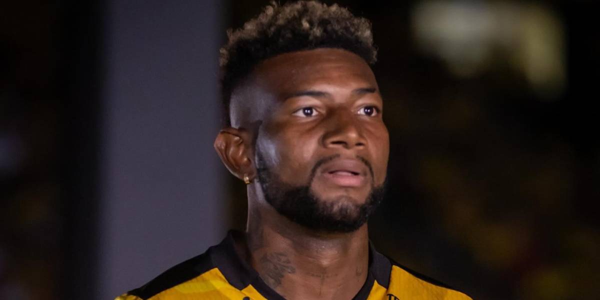 Gustavo Vallecilla, defensa de Barcelona SC, en el once ideal de la Copa Libertadores