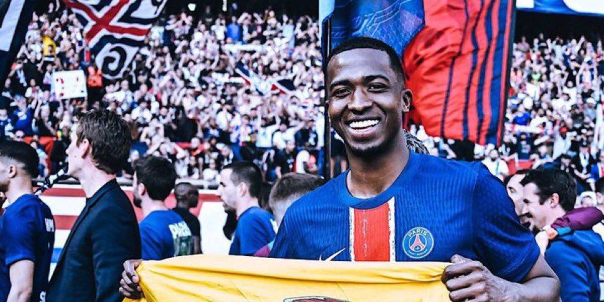 Willian Pacho, el tercer ecuatoriano en jugar la Supercopa de Europa