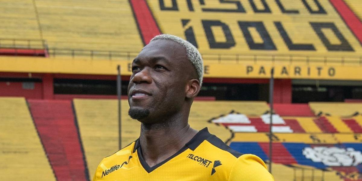 Felipe Caicedo anotó un gol en su primera práctica con Barcelona SC