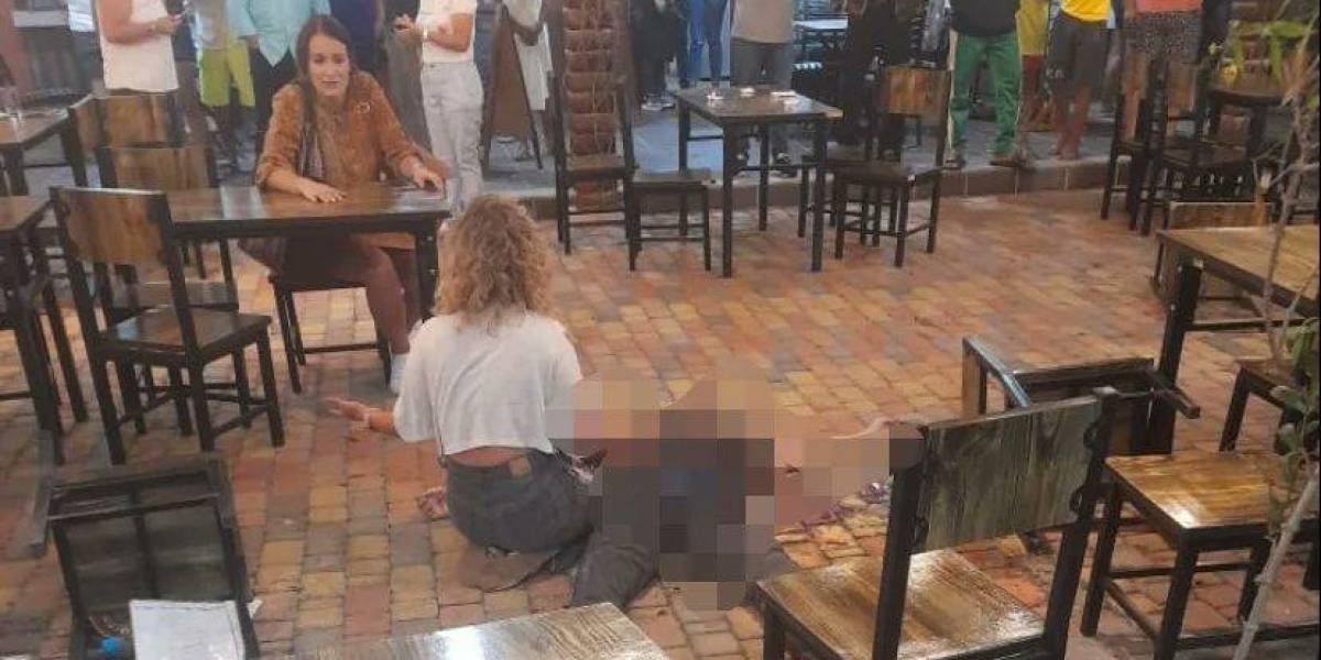 Sicarios asesinan a un hombre en un restaurante de Samborondón