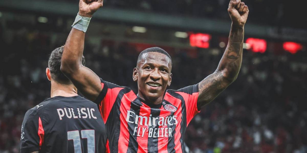 Desde Italia y en la madrugada: Pervis Estupiñán celebró la clasificación de Liga de Quito