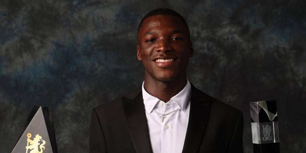 Moisés Caicedo ganó dos premios al mejor jugador de la temporada en el Chelsea