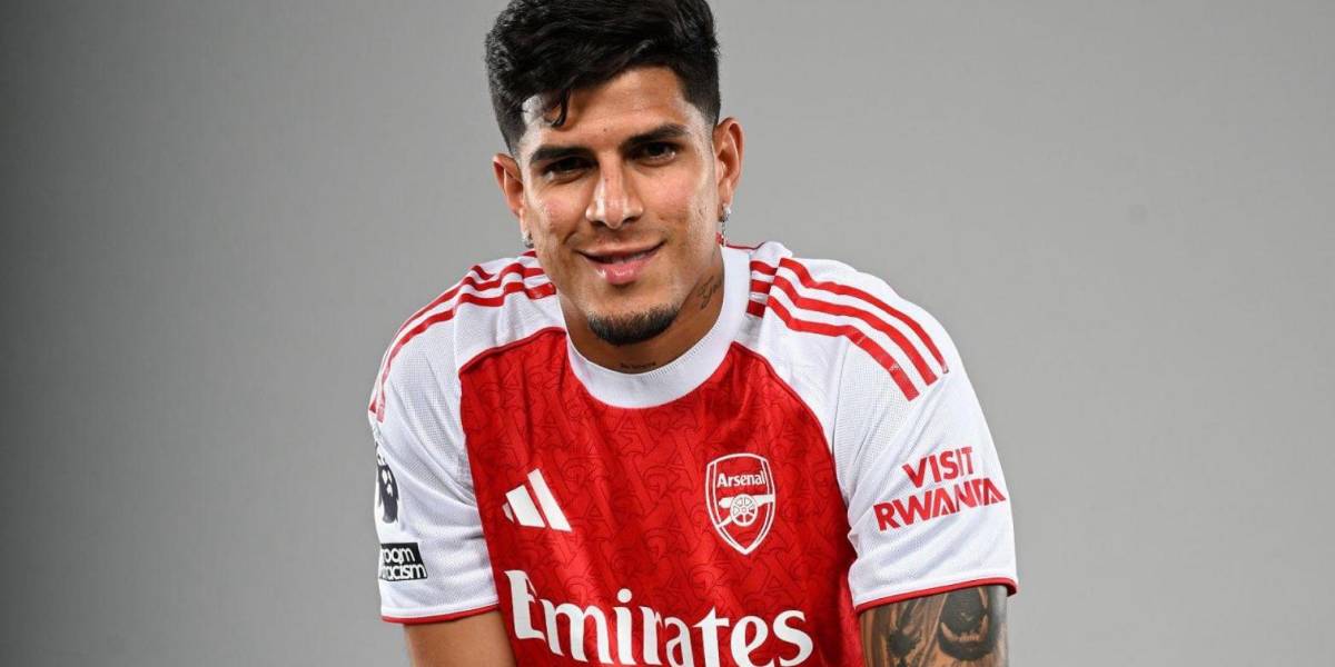 Camiseta de Piero Hincapié en el Arsenal: precios, modelos y dónde comprarla