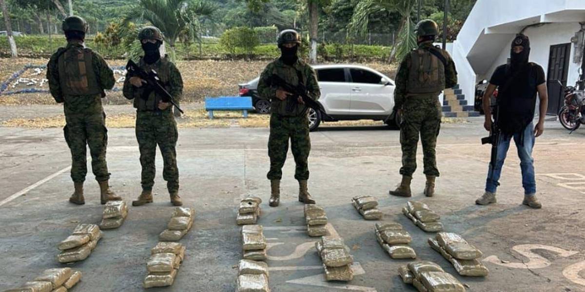 150 bloques de marihuana fueron decomisados en Esmeraldas