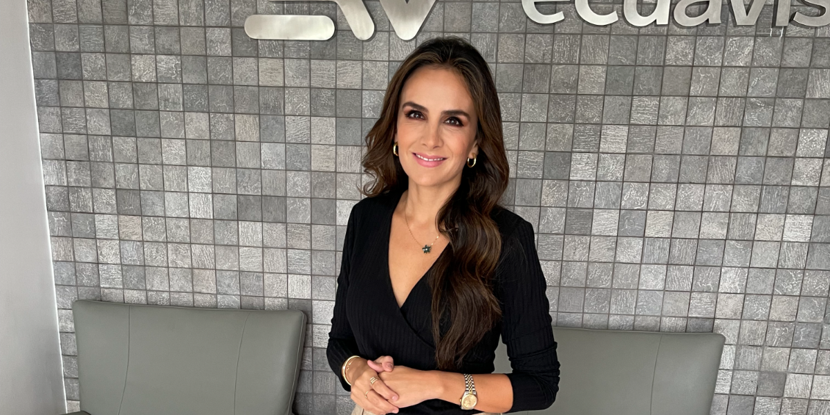 Estéfani Espín deja Contacto Directo y Comunidad para presentar Televistazo de las 13:00