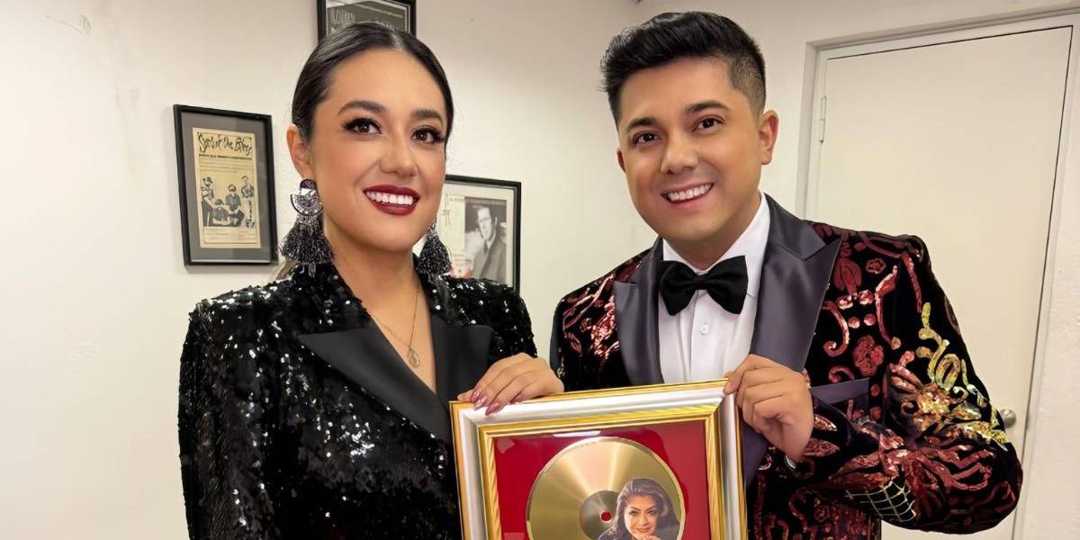 Paulina Tamayo recibe Disco de Oro póstumo por su álbum Paulina Eterna