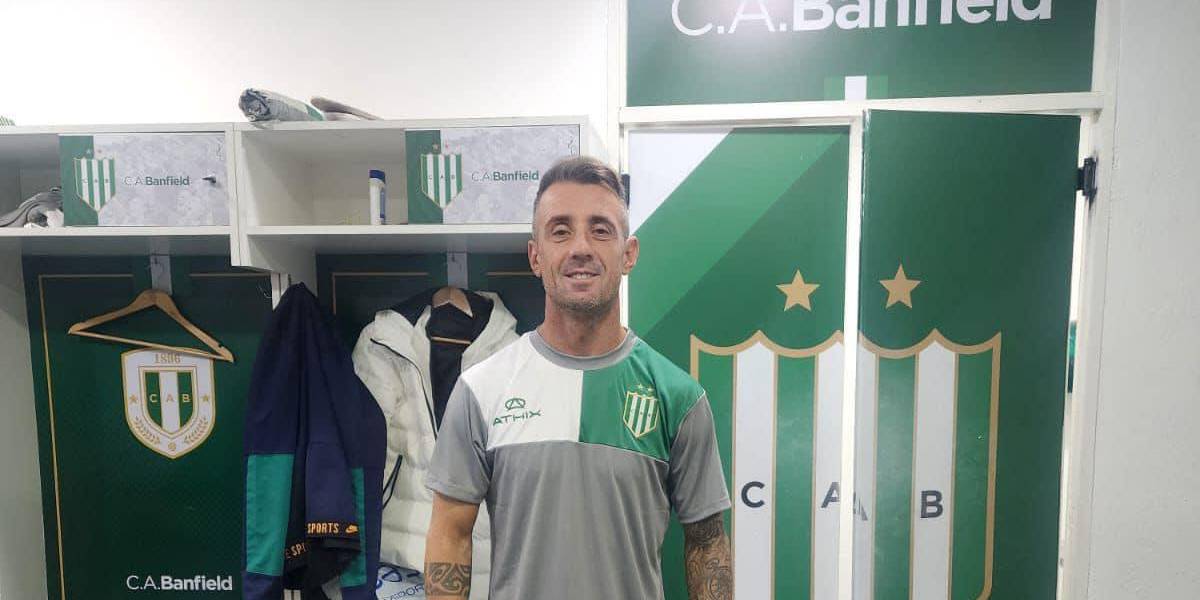 ¿Usa la 10? Damián Díaz tiene ya tiene número en Banfield
