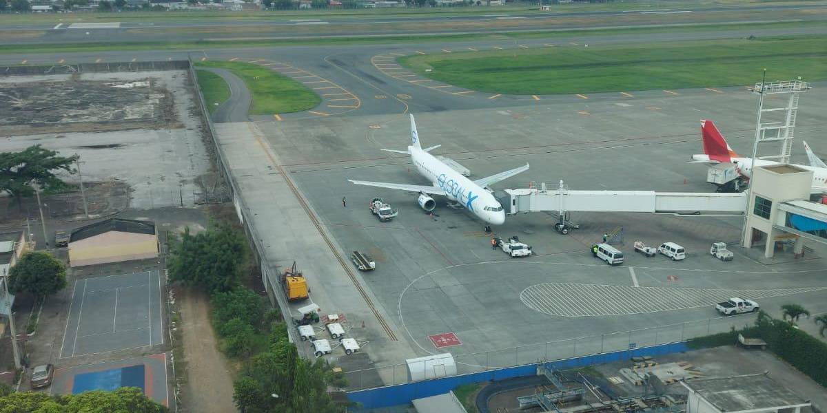 El arribo a Ecuador de vuelos con migrantes deportados desde EE. UU. no ha variado tras la llegada de Trump