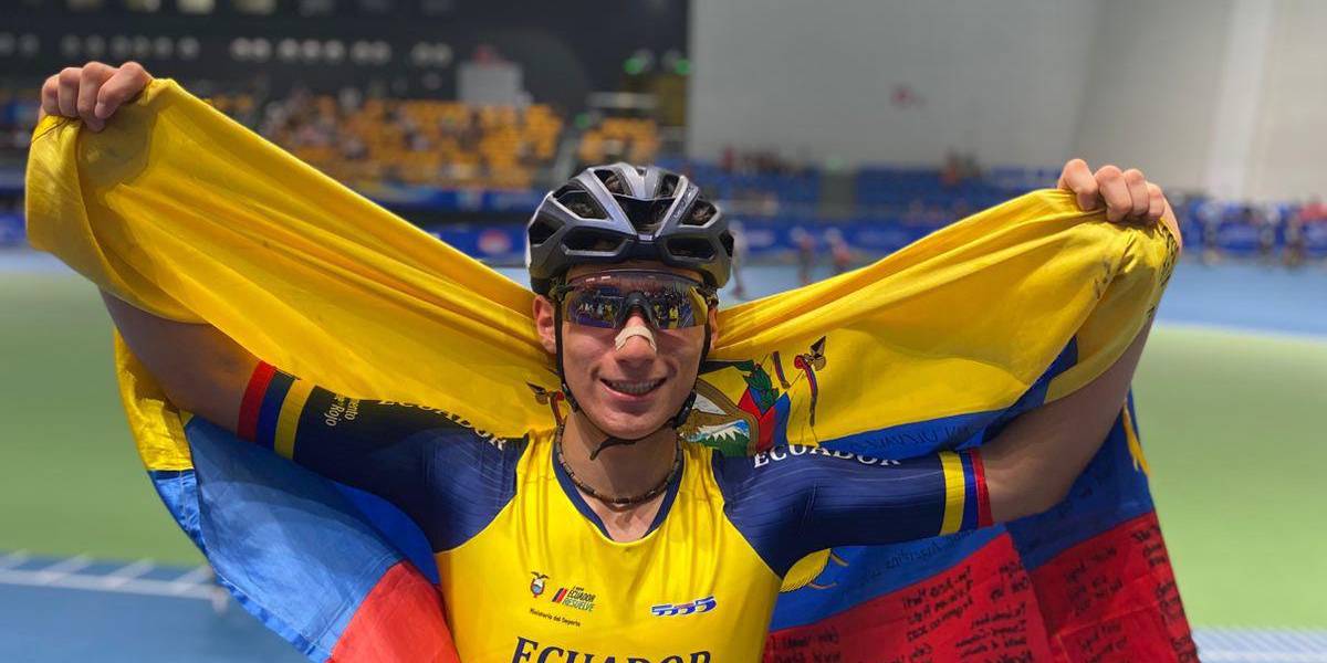 Joaquín Loyola ganó medalla de oro en el Mundial de Patinaje de Velocidad en juvenil