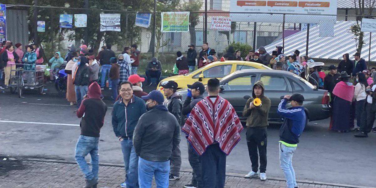 Mercado Mayorista y de San Roque reabren tras las manifestaciones de esta mañana