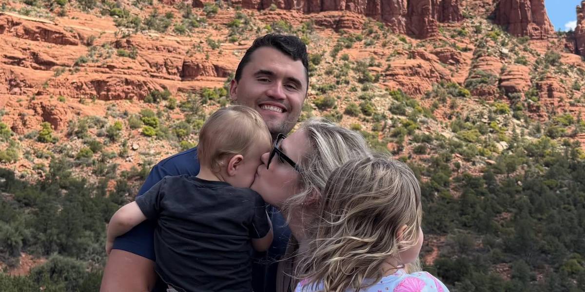 La viuda de Charlie Kirk publica un emotivo video del activista junto a su hija