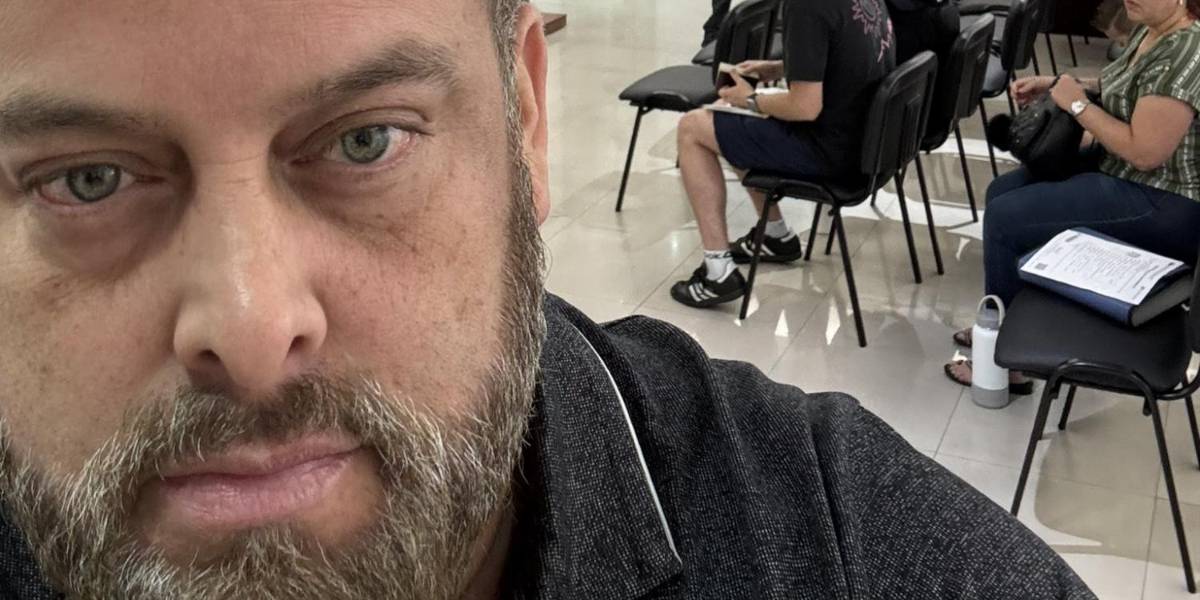 Caso Villavicencio | Xavier Jordán se presentó en el Consulado de Ecuador en Miami