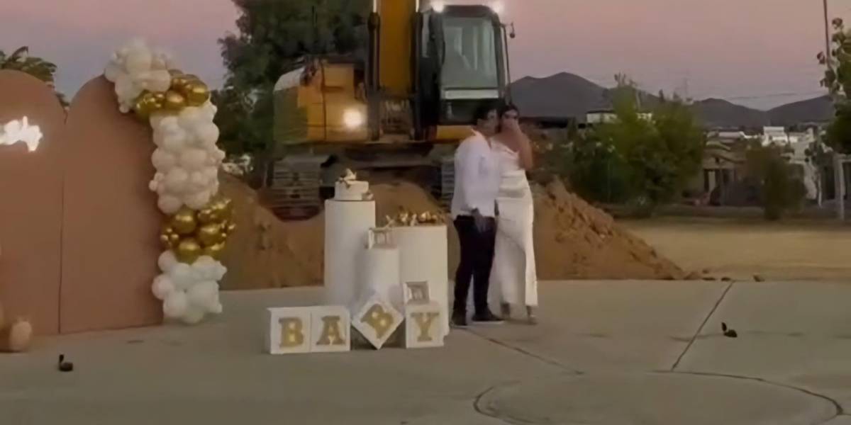 Un video viral muestra a una excavadora que reveló género de bebé