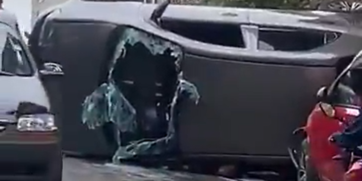 Guayaquil: Ataque armado en el norte de la ciudad dejo una persona sin vida y un vehículo volcado