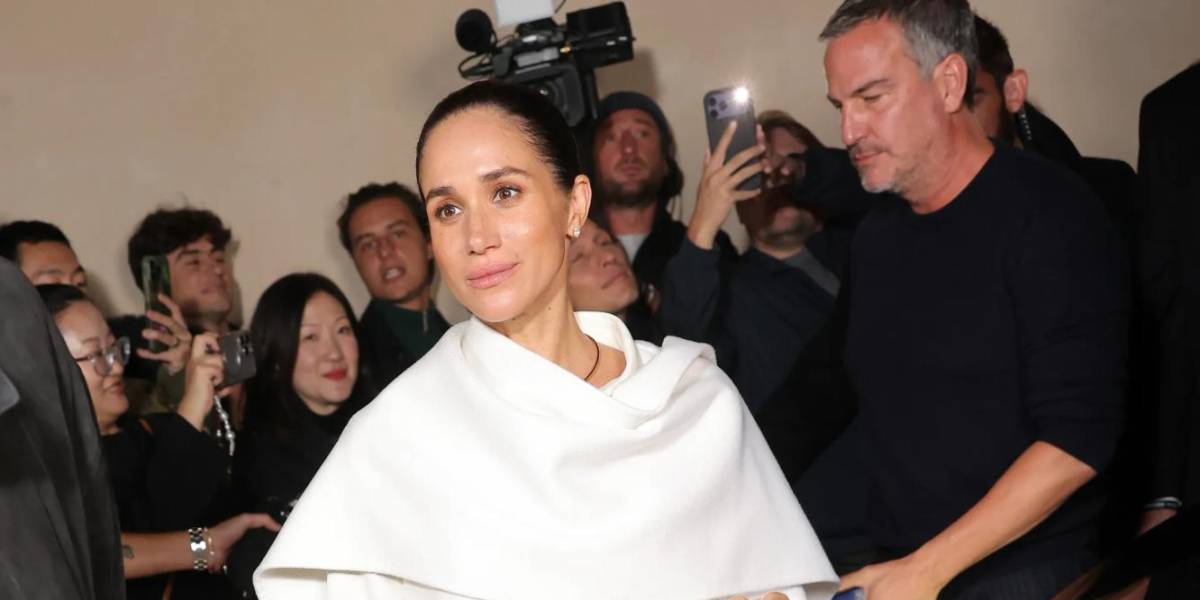 Meghan Markle deslumbra durante la Semana de la Moda de París