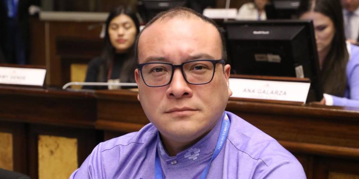 Construye expulsa de su bancada al asambleísta suplente Francisco Díaz