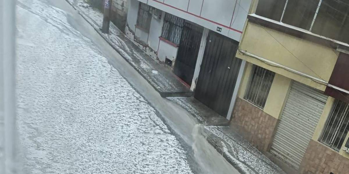 Una granizada sorprendió a los quiteños la tarde del 21 de septiembre