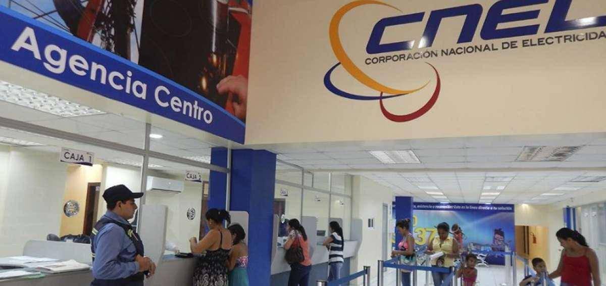 Requisitos para solicitar a Cnel la reducción de la tarifa de luz por ser de la tercera edad