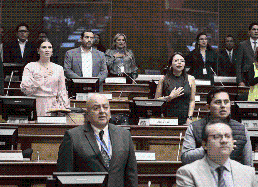 Imagen de archivo de los asambleístas de Construye.