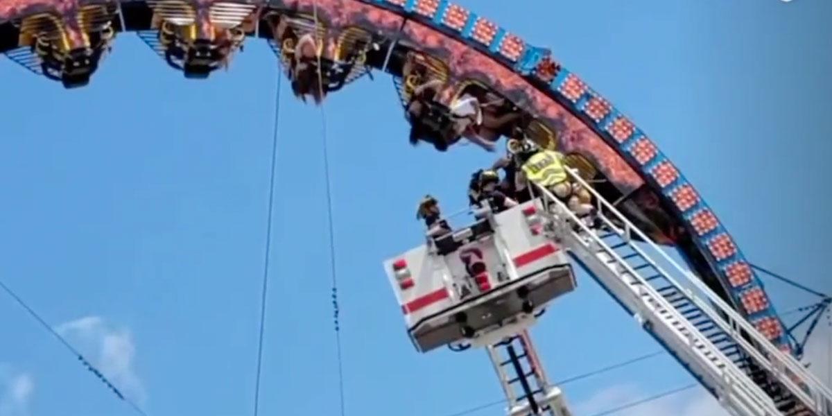 Estados Unidos: ocho pasajeros se quedan atorados en una montaña rusa por más de tres horas