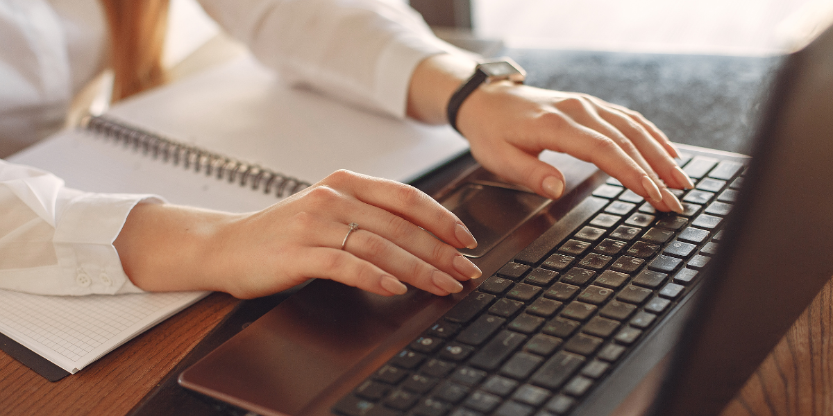 Senescyt: pasos para la inscripción en 14 universidades públicas e institutos