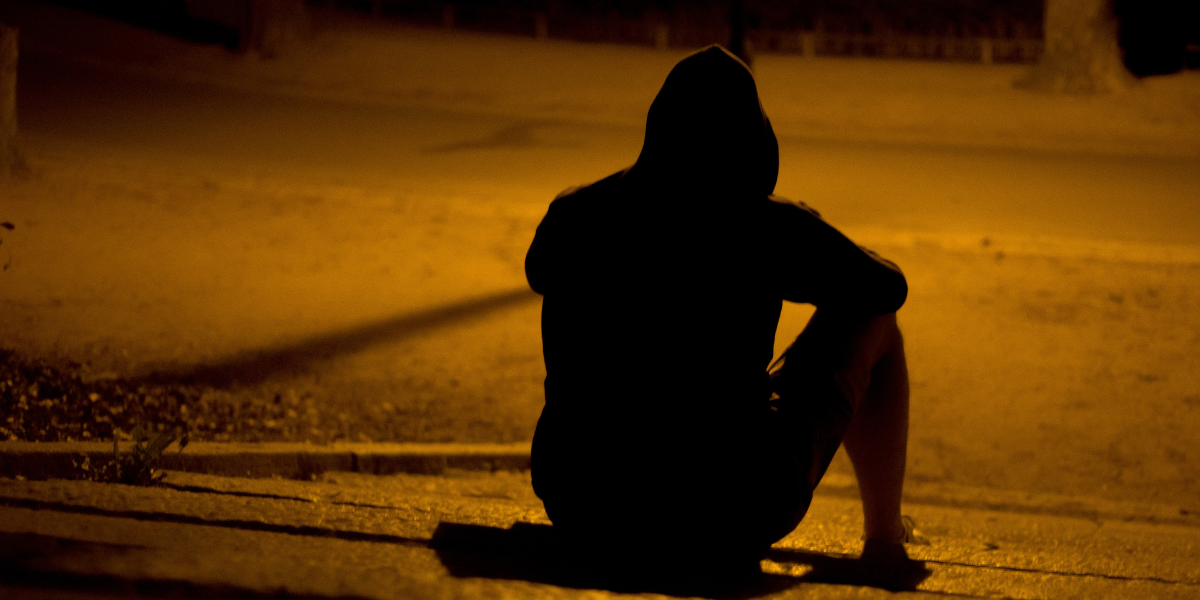 ¿Se debe eliminar la tabla de consumo de drogas?