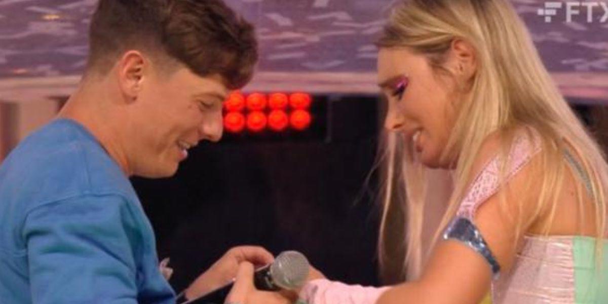 Así fue el momento en que Guaynaa y Lele Pons se comprometieron en el Tomorrowland 2022
