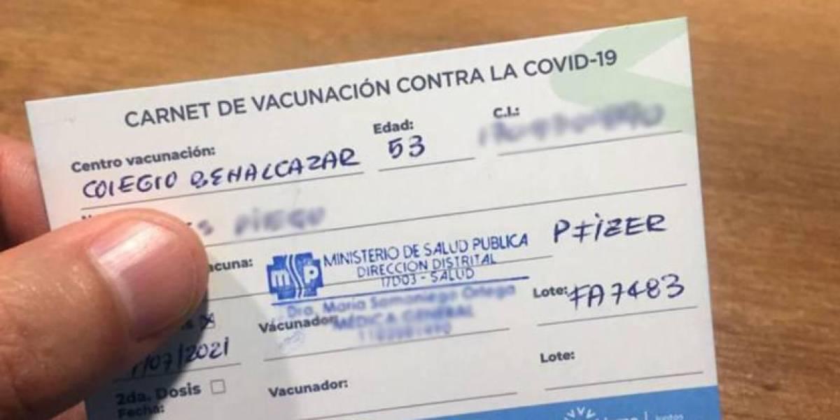 MSP presenta denuncia por carnés de vacunación falsos