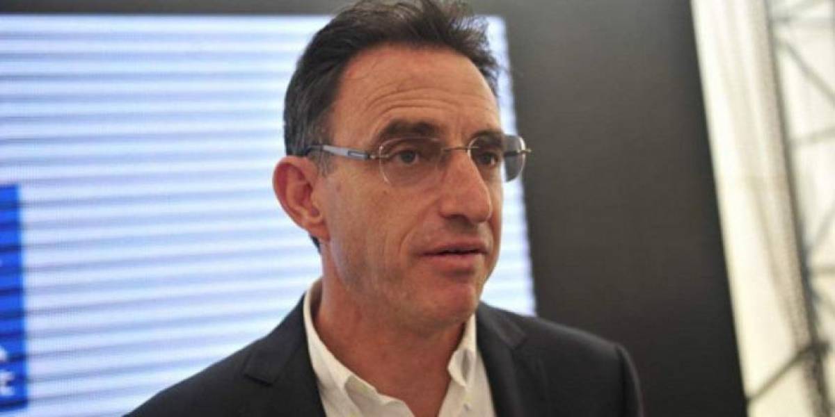 Michel Deller, dirigente de Independiente del Valle, habló en una entrevista sobre la polémica convocatoria de Darwin Guagua, joven talento de IDV que aún no debuta a nivel profesional.