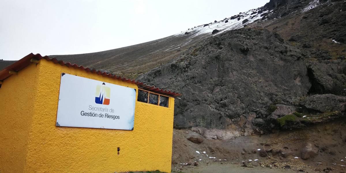 Los turistas que acudan al volcán Guagua Pichincha tienen prohibido realizar actividades cerca del cráter