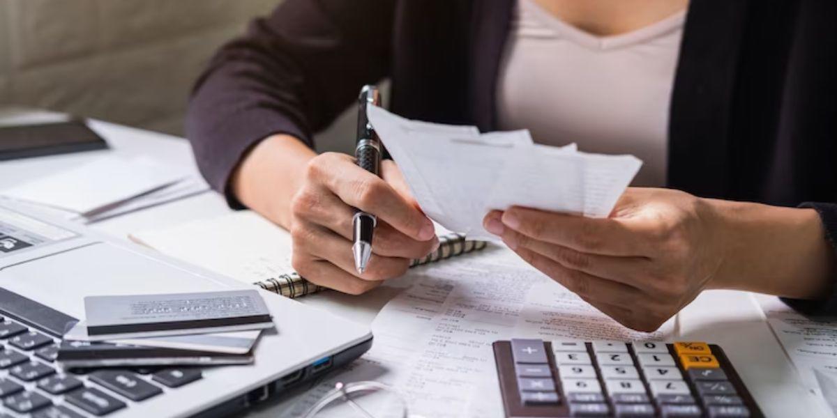 SRI: ¿Cómo llenar la nueva proyección de gastos personales para no pagar impuestos?