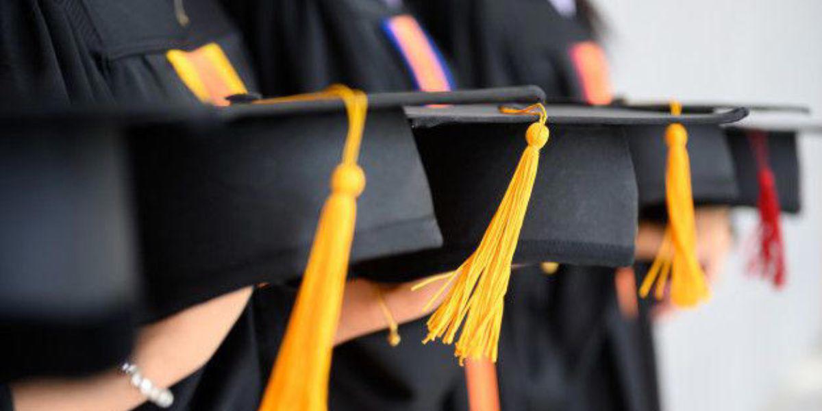 Conoce cómo postular a becas y ayudas económicas