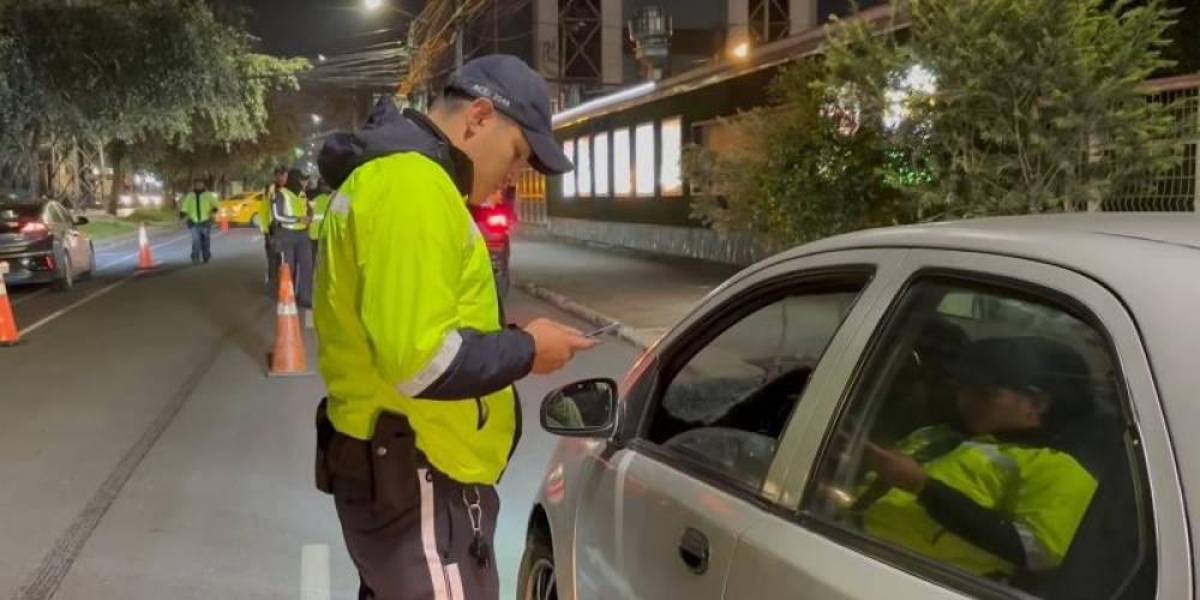 Pico y placa en Quito: las restricciones de movilidad para este miércoles 15 de enero
