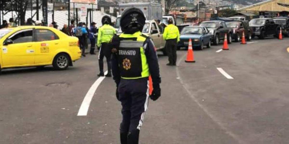 Pico y placa en Quito: las restricciones de movilidad para este viernes 17 de enero