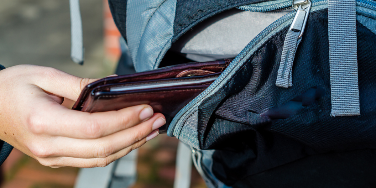 Habitantes del norte de Guayaquil denuncian que una mujer aprovecha los sitios deportivos para cometer hurtos