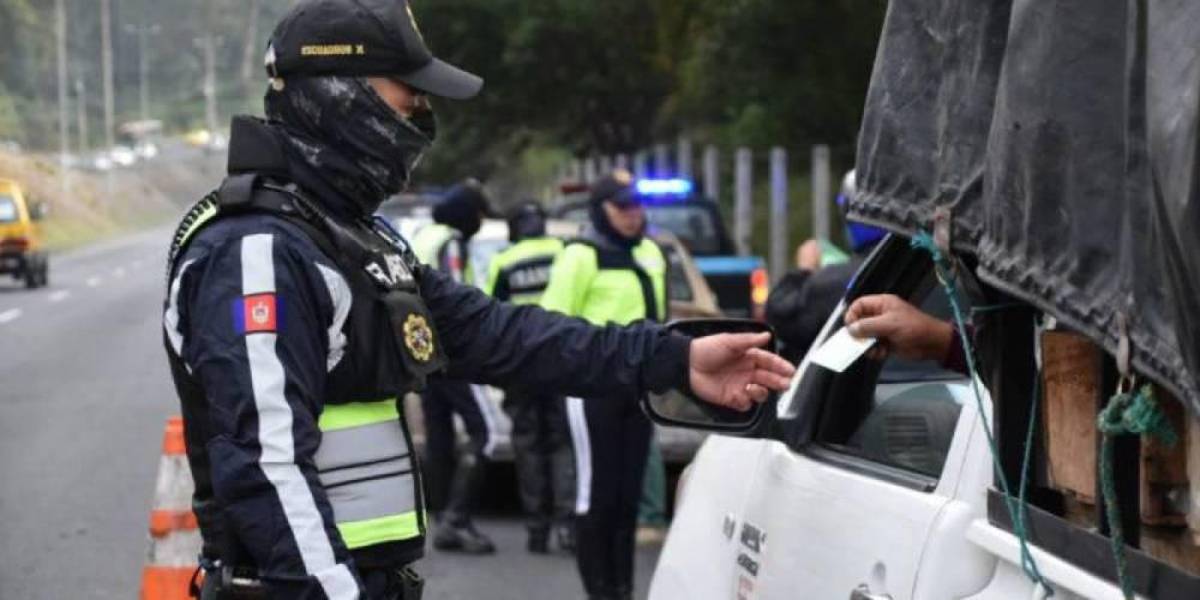 Pico y placa en Quito: las restricciones de movilidad para este martes 14 de enero