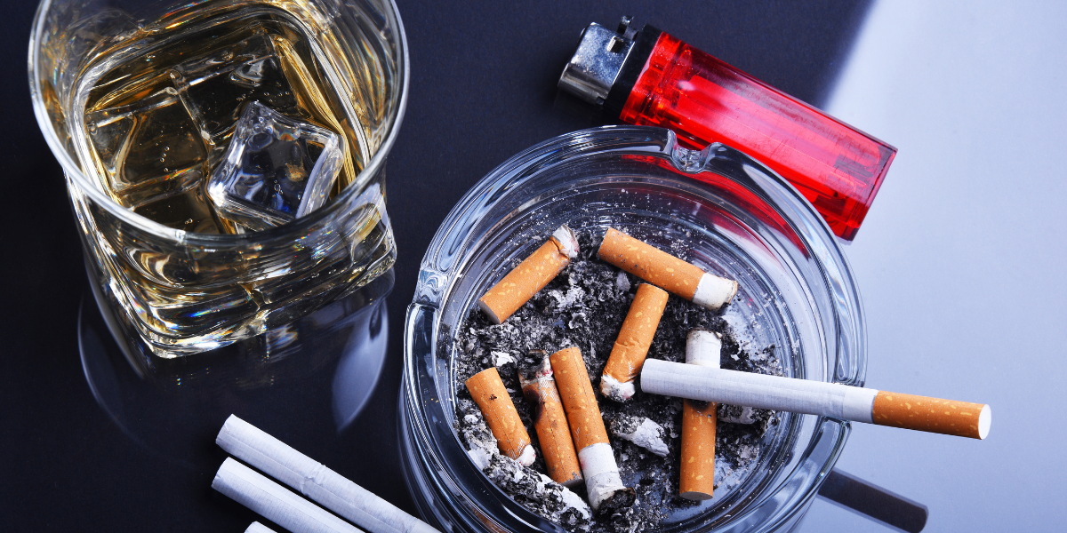 Cigarrillos, alcohol, gaseosas y fundas se encarecen por tarifas del ICE