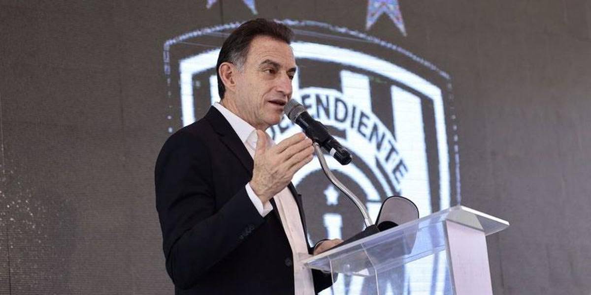 Michel Deller: Este club es bendecido, logra hacer cosas que son improbables