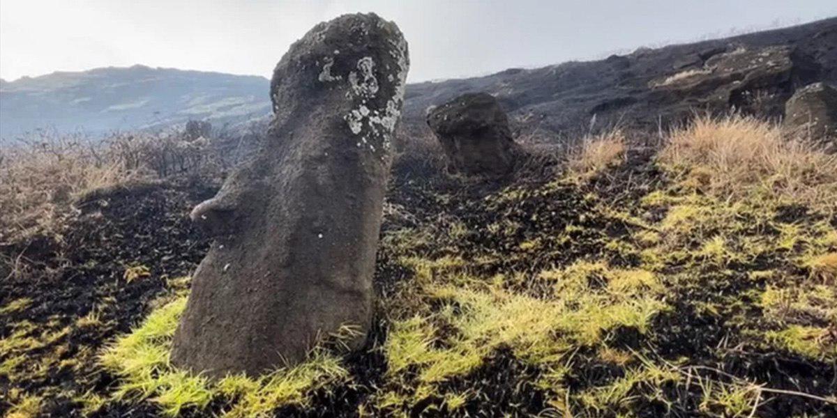 Es un daño irreparable: un incendio daña parte de las enigmáticas estatuas moai de la Isla de Pascua