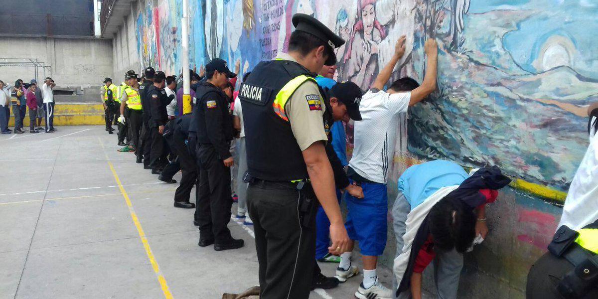Registran motín en prisión de 'El Inca' en Quito tras gresca entre 'Tiguerones' y 'Ñetas'