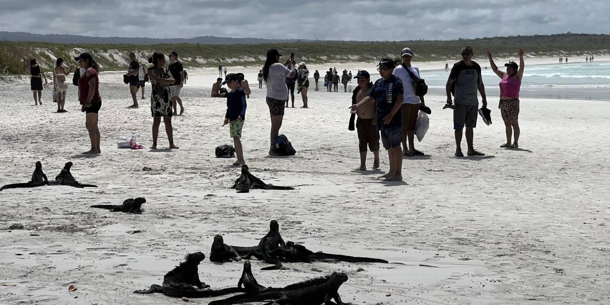 Los turistas nacionales y extranjeros pagarán más por ingresar a Galápagos