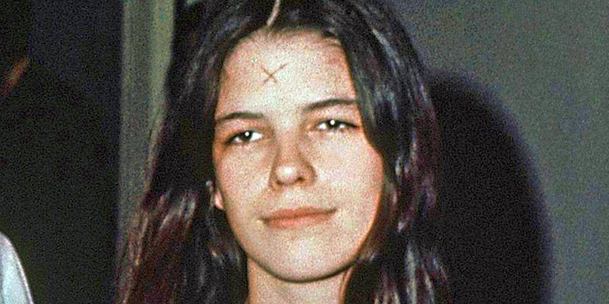 Leslie Van Houten, la más joven de la secta de la Familia Manson: este fue el atroz asesinato que la llevó a más de medio siglo de cárcel