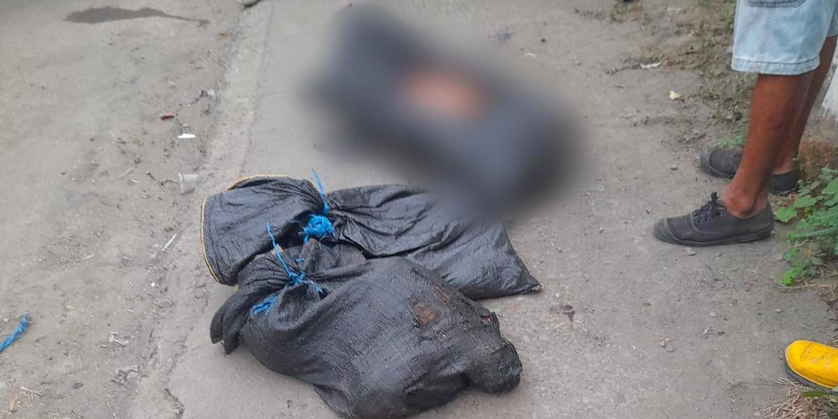 El cuerpo desmembrado de un joven es hallado en una acera de Tres Postes, en Guayas